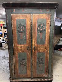 Armadio antico