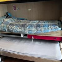 LETTO A CASTELLO + SCRIVANIA ESTRAIBILE