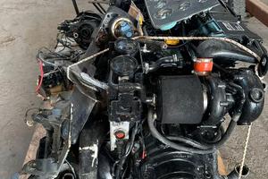 Motore entro fuori bordo