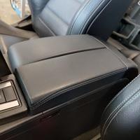 Poggia braccio MERCEDES-BENZ CLASSE E del 2010