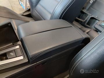 Poggia braccio MERCEDES-BENZ CLASSE E del 2010