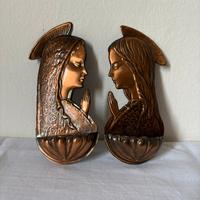 Acquasantiere in rame vintage madonna che prega
