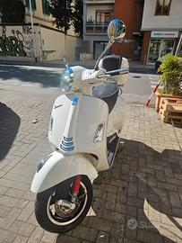 PIAGGIO VESPA GTS 300