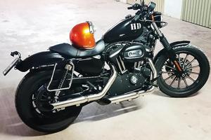 Harley davidson sportster iron 883
