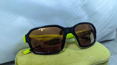 Occhiali Puma neri-gialli 