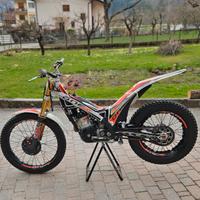 TRS ONE R 2023 300CC