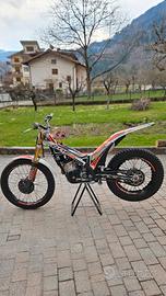 TRS ONE R 2023 300CC