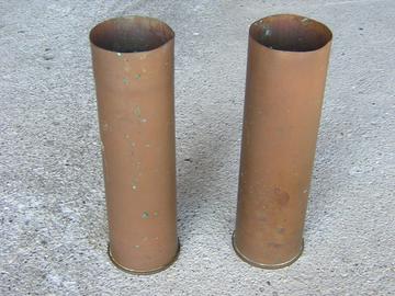 Coppia di bossoli in ottone originali del 1917