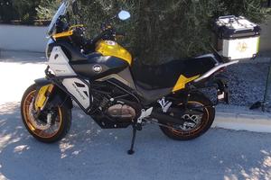 Turismo enduro stradale QJ SVT 650 X