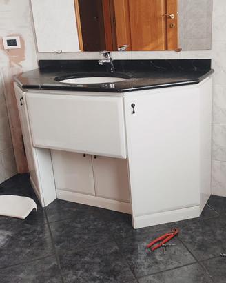 Mobile arredo bagno con specchio