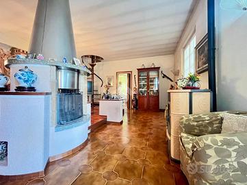 4 LOCALI A PIZZIGHETTONE