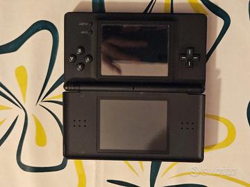 Nintendo DS + 11 Giochi + Accessori