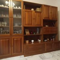 Credenza e tavolo in legno