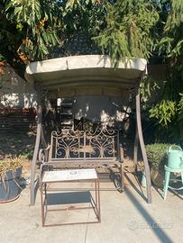 Dondolo in ferro battuto