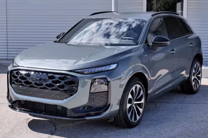 AUDI Q3 NEW 2.0 Tdi 150cv S-tronic S-line editio