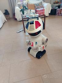 Emilio robot