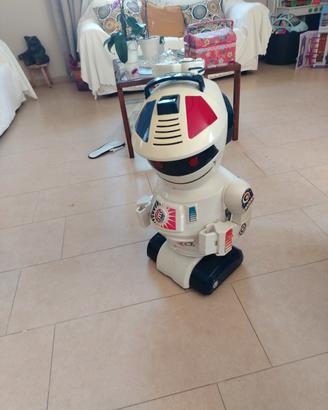 Emilio robot