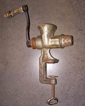 Macinino vintage aglio-spezie.