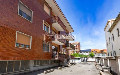 TRILOCALE RISTRUTTURATO COMODO AI SERVIZI!