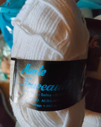 Lotto 27 Gomitoli Puro Acrilico - Bianco Ottico