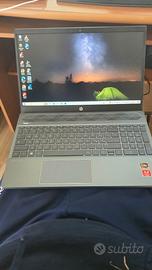 Laptop HP Pavilion - AMD Ryzen 5 - AMD Radeon
