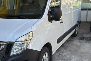 Nissan interstar