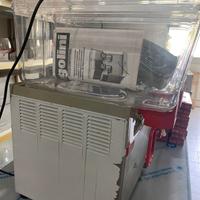 Distributore di bevande Modello Arctic Compact8/2