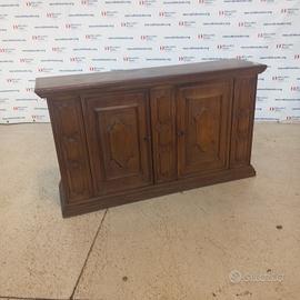Credenza in Noce con Ante Intagliate