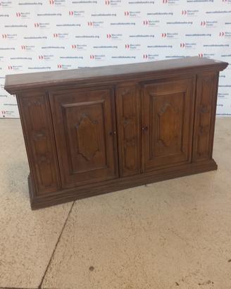 Credenza in Noce con Ante Intagliate