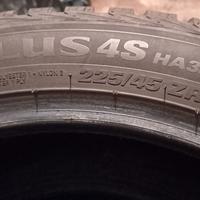 pneumatici  4 stagioni Kumho 225-45-R19 usati