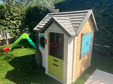 Casetta Smoby Garden House e scivolo
