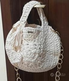 Borse artigianali all'uncinetto 