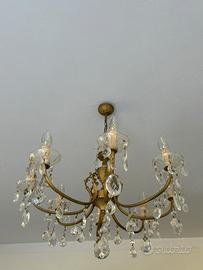 lampadario classico in ottone con cristalli