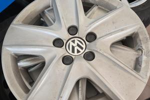 Gomme più cerchi Volkswagen  205 55 r 16