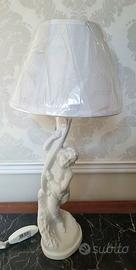 Lampada da tavolo vintage in porcellana con putto