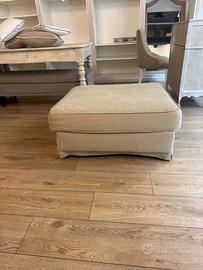 Pouff prodotto dalla ditta Busnelli serie Asia