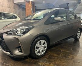 Toyota Yaris 1.5 Hybrid 5 porte Active