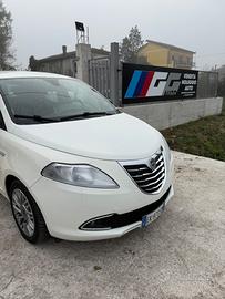 Lancia Ypsilon 1.3 MJT 16V 95 CV 5 porte S&S Plati