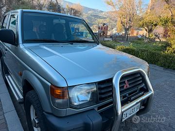 Pajero 2,5 gls