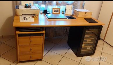 Scrivania grande formato