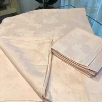 Tovaglia in lino di Fiandra