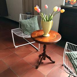 Tavolino antico molto bello