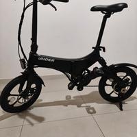 Bicicletta elettrica pieghevole
