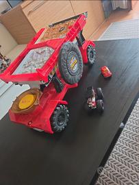 Monster Trucks Downhill Race & Go