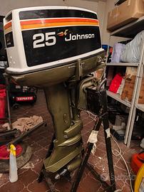 motore fuoribordo Johnson 25 cv 