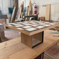 Tavolino da salotto moderno