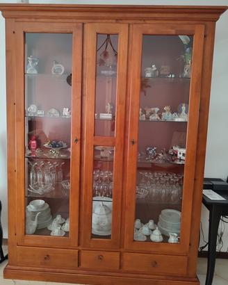  vetrina e credenza per sala.