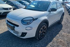 Fiat 600 Hybrid 110 CV DCT MHEV La Prima