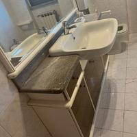 Mobile bagno in marmo