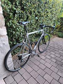 Bici da corsa cannondale